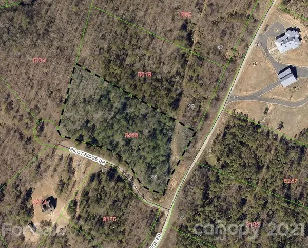 58 Pilot Ridge RD #29, Nebo, NC 28761