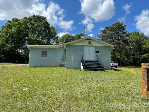 3391 Briarwood DR, Maiden, NC 28650