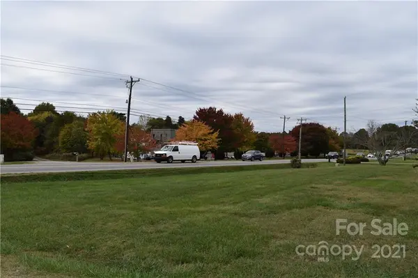 768 River HWY, Mooresville, NC 28117