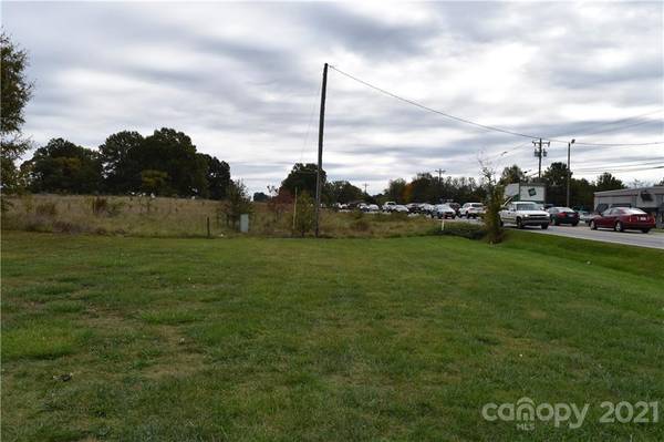 768 River HWY, Mooresville, NC 28117