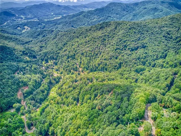 00 Reo DR, Waynesville, NC 28785