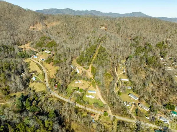 6 Tylers RUN #12, Candler, NC 28715