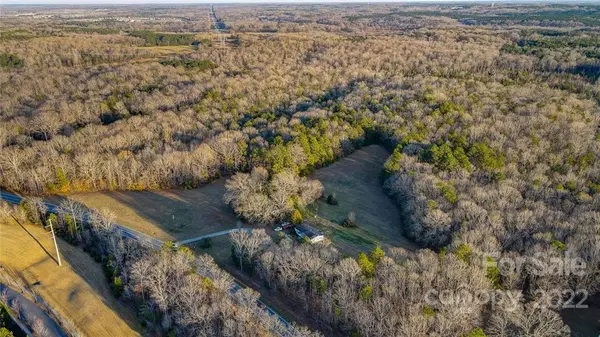 9504 Van Wyck RD, Lancaster, SC 29720