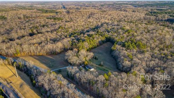 9504 Van Wyck RD, Lancaster, SC 29720