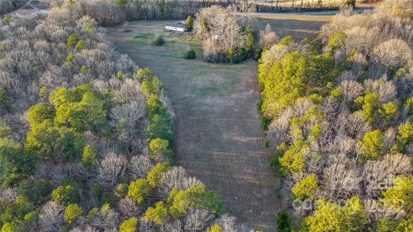 9504 Van Wyck RD, Lancaster, SC 29720