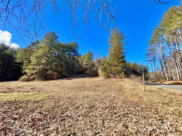 2.05 Acres Lot 83 Crescent Ridge DR #83, Lenoir, NC 28645