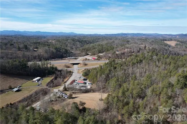 36 Stockton Branch RD, Weaverville, NC 28787