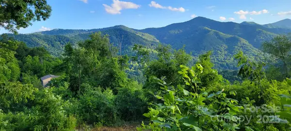 27 Prestige PT, Waynesville, NC 28785