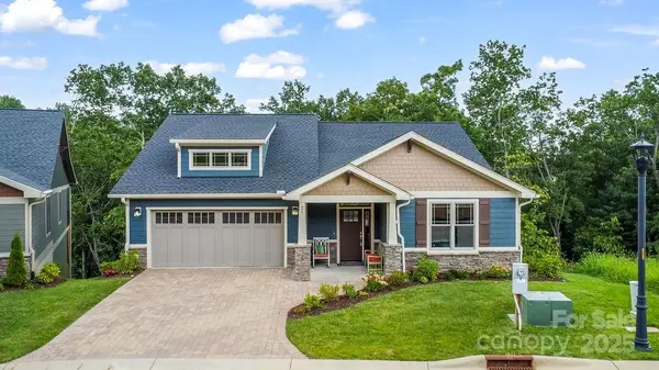 21 Craftsman Overlook RDG, Arden, NC 28704