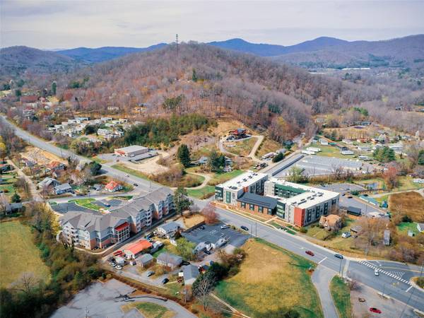 2236 US 70 HWY, Swannanoa, NC 28778