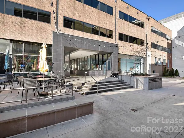 16 Biltmore AVE #300, Asheville, NC 28801