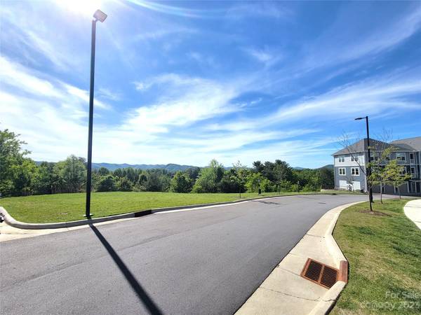 99999 Airport RD, Arden, NC 28704
