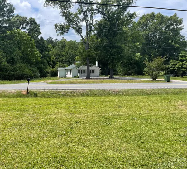 2790 Great Falls HWY, Lancaster, SC 29720