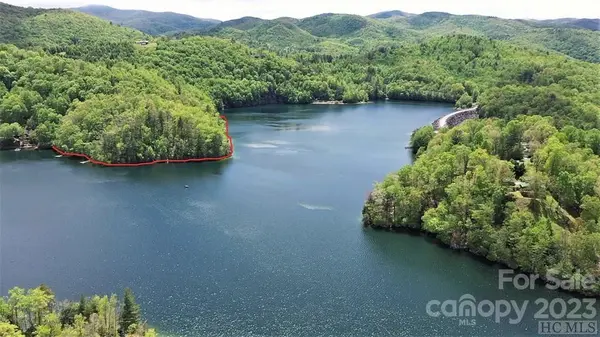 00 Vess Owen RD #16C & D, Tuckasegee, NC 28783