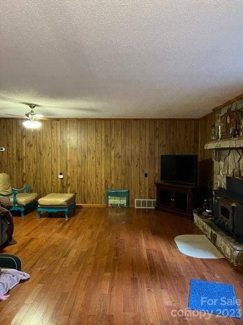 2752 Old Highway 221 None S, Marion, NC 28752