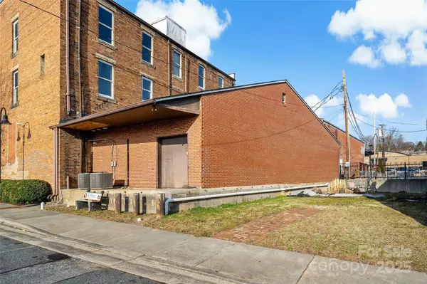 45 Depot ST, Marion, NC 28752