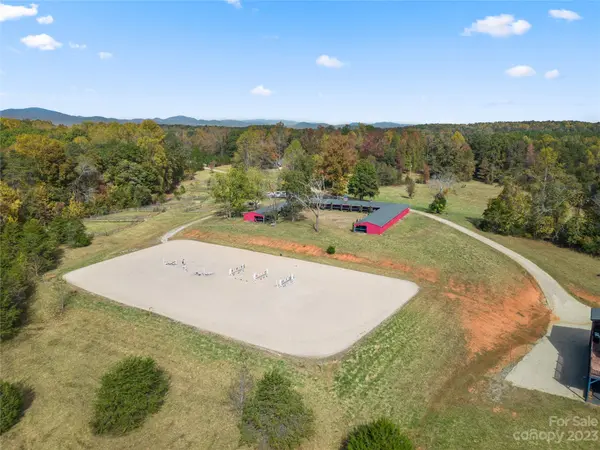 1642 Smith Waldrop RD, Mill Spring, NC 28756