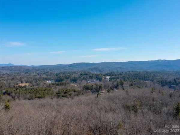 102 Bollers Knob LN #91, Hendersonville, NC 28739