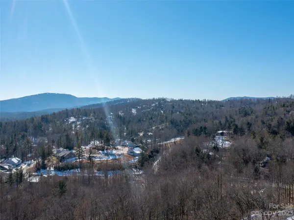 102 Bollers Knob LN #91, Hendersonville, NC 28739