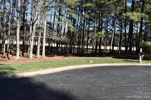 171 Yadkin Falls None #15, Badin Lake, NC 28127