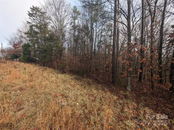 255 Bowers RD, Thomasville, NC 27360