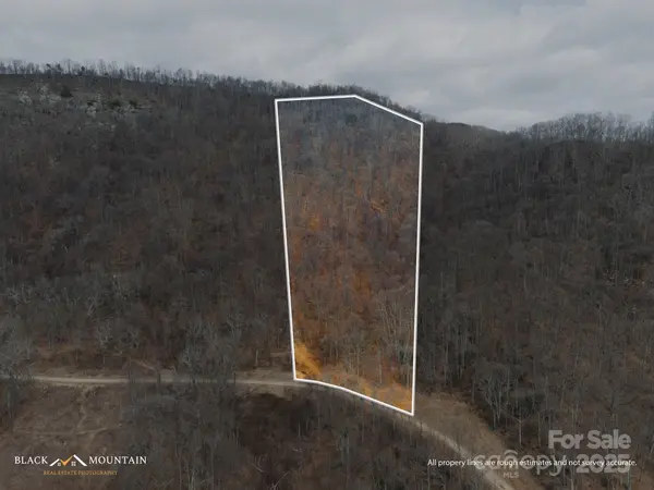 999 High Rock View DR #36, Canton, NC 28716