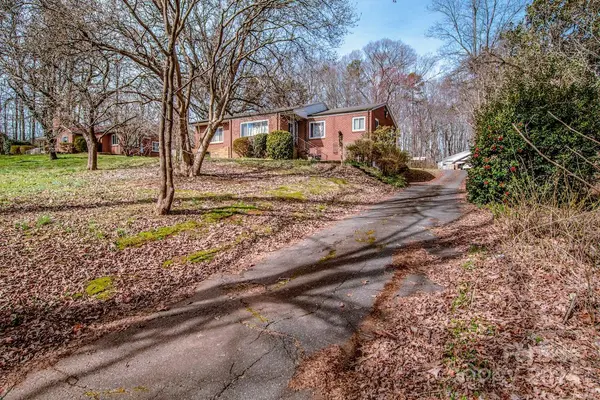 1095 Mount Ulla HWY, Mooresville, NC 28115