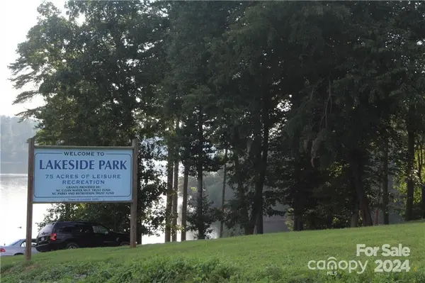 84 Lakeside AVE #Lots 6 & 7, Granite Falls, NC 28630