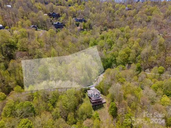 93 Goldenleaf RD #93 & 95, Mars Hill, NC 28754