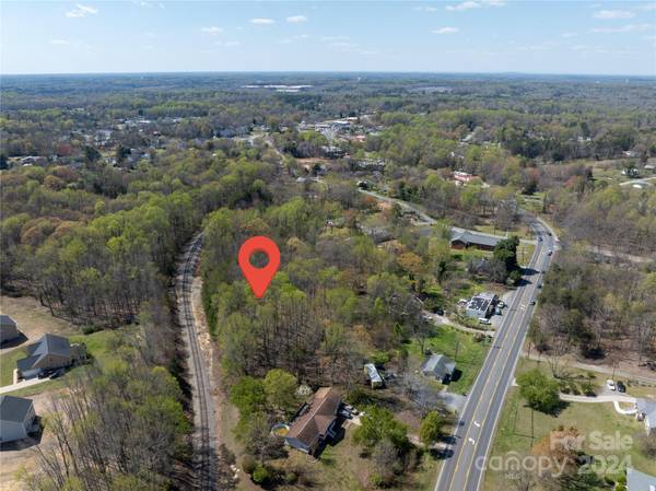 621 Maple ST, Granite Quarry, NC 28146