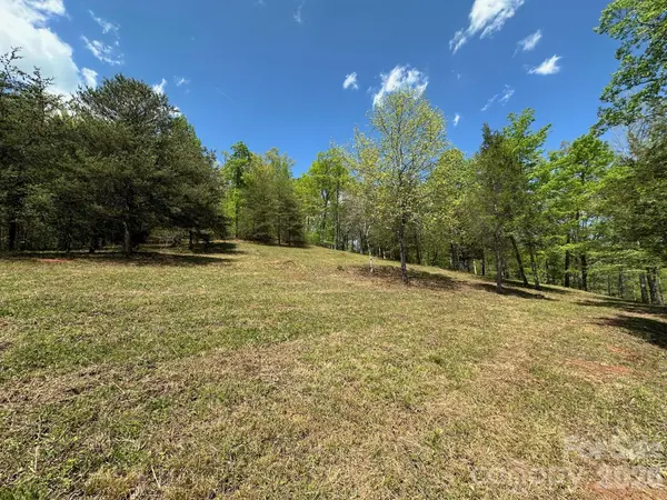 306 Rock Ledge DR #306, Lake Lure, NC 28746