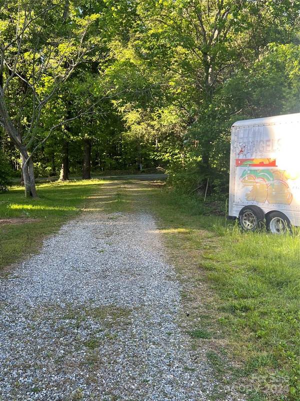 3375 Nc 126 HWY, Morganton, NC 28655