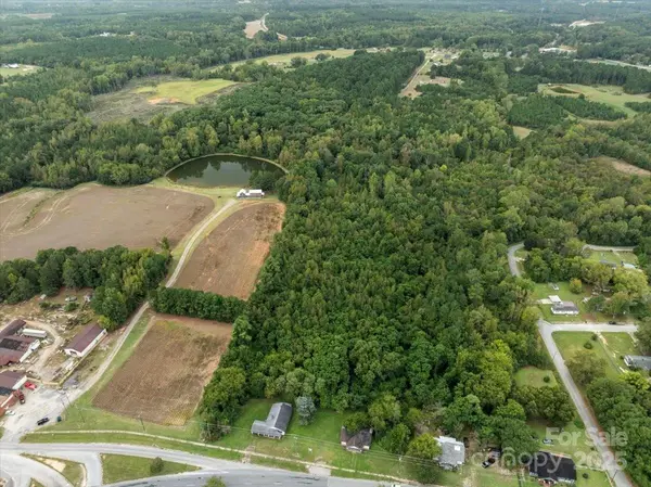 612&614 East BLVD, Chesterfield, SC 29709