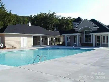 606 Potters LNDG, Denton, NC 27239
