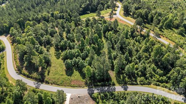 2108 Island View LN, Connelly Springs, NC 28612