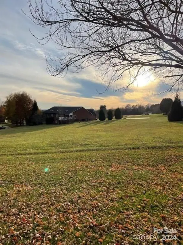 3996 Palmer CIR, Morganton, NC 28655