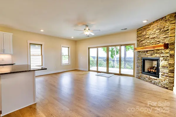 1387 River Club RDG, Lenoir, NC 28645