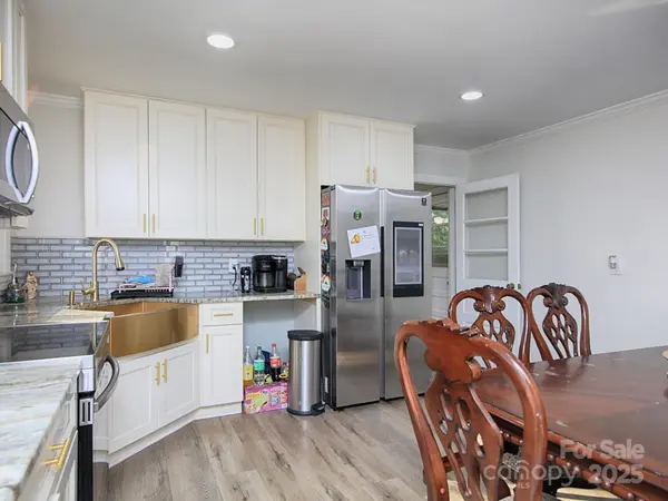 3119 Hickory HWY, Statesville, NC 28677