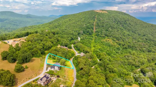 00000 Summerset DR #84, Hendersonville, NC 28792
