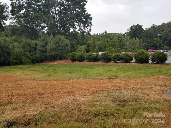 1045 Highland AVE, Salisbury, NC 28144
