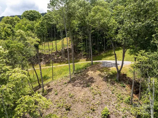 #32 Tapestry TRL, Waynesville, NC 28785