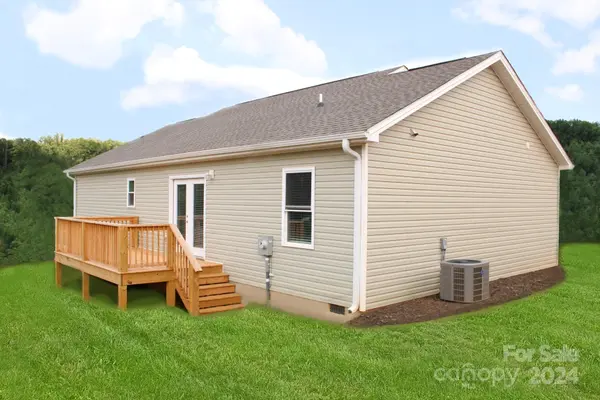 160 Quinn Hill LN #76, Mars Hill, NC 28754