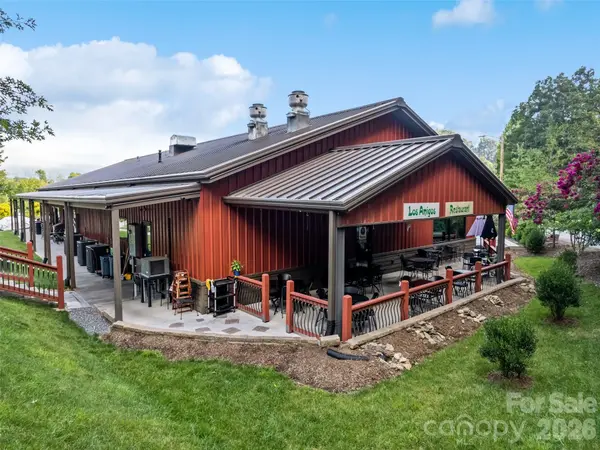 62 Overbrook DR, Waynesville, NC 28786