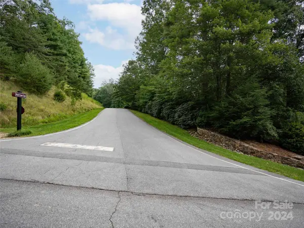 700 Blackgum CT #344, Hendersonville, NC 28739