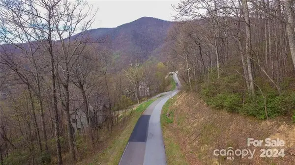 35 Wedgewood TER #1104, Black Mountain, NC 28711