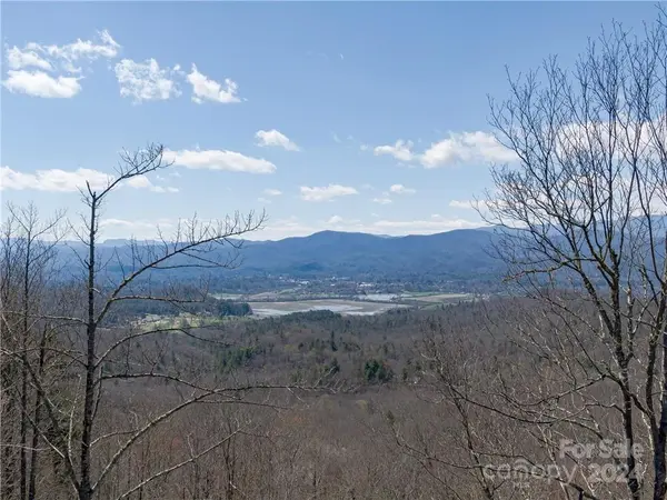 8B Reserve RD, Pisgah Forest, NC 28768