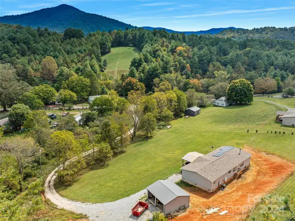 3734 Snow Creek RD, Bakersville, NC 28705