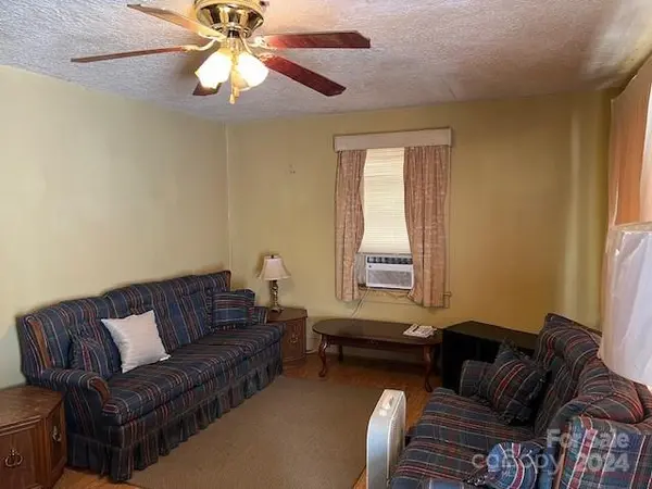 1435 Jacktown RD, Marion, NC 28752