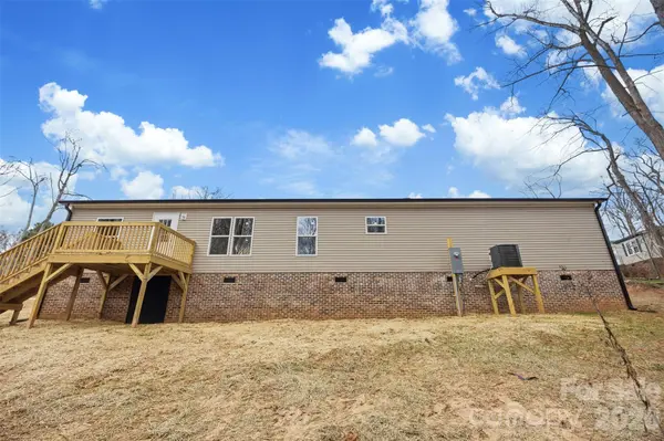 229 Sailwinds RD, Mooresville, NC 28115