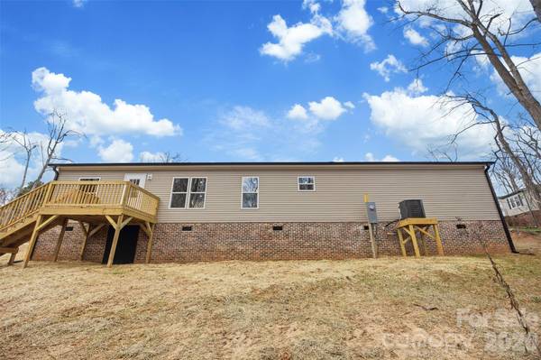 229 Sailwinds RD, Mooresville, NC 28115